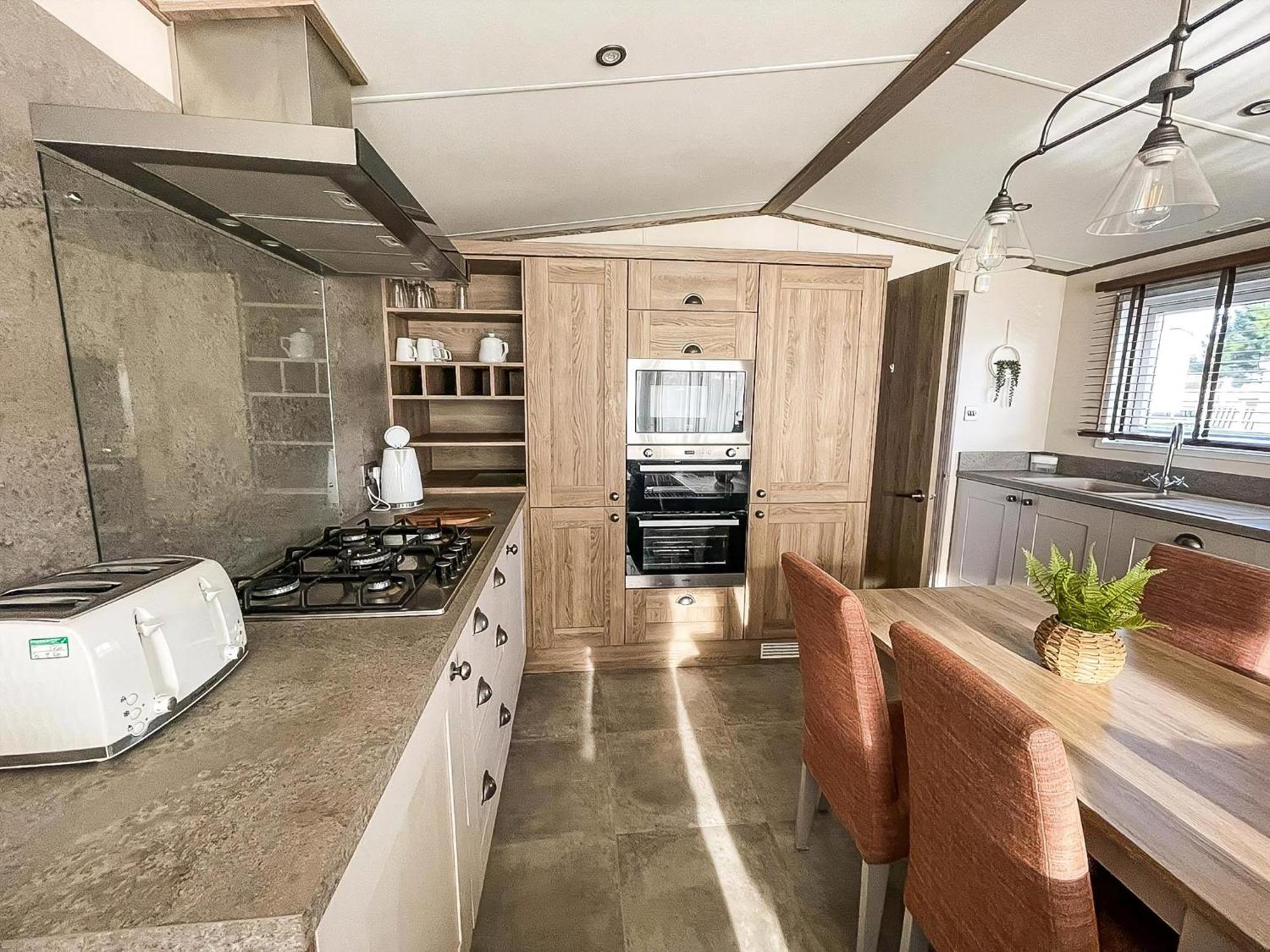 Stunning 8 Berth Caravan With Decking At Kessingland Beach Ref 90017D Benacre Buitenkant foto
